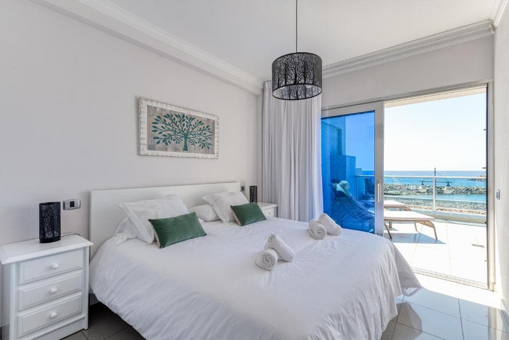 BeachFront in Puerto Mogán 5