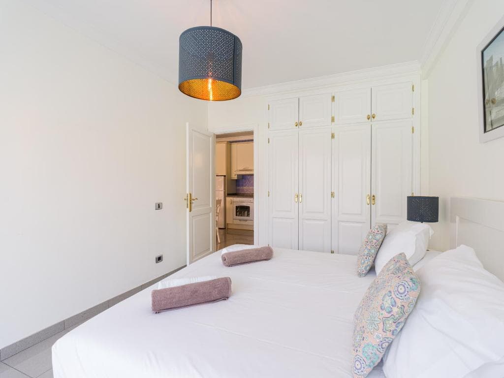 View Valley Mogan Beach 4