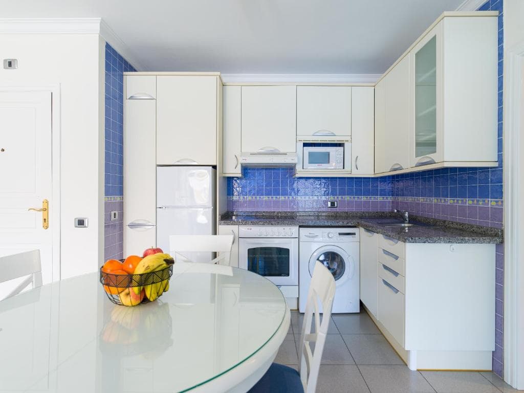 View Valley Mogan Beach 5